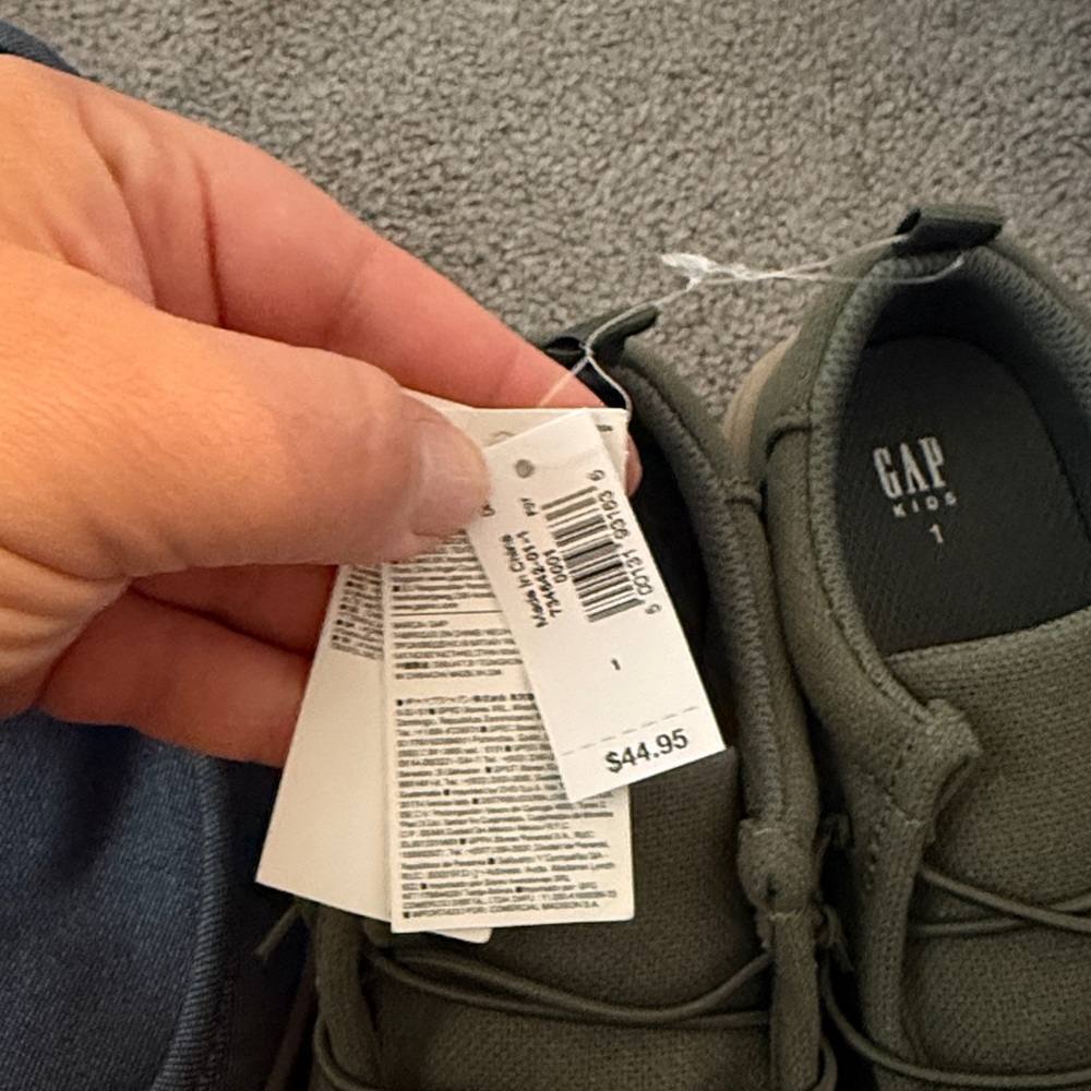 GAP Canvas Loafers in Navy and Olive NEW - Picture 3 of 6